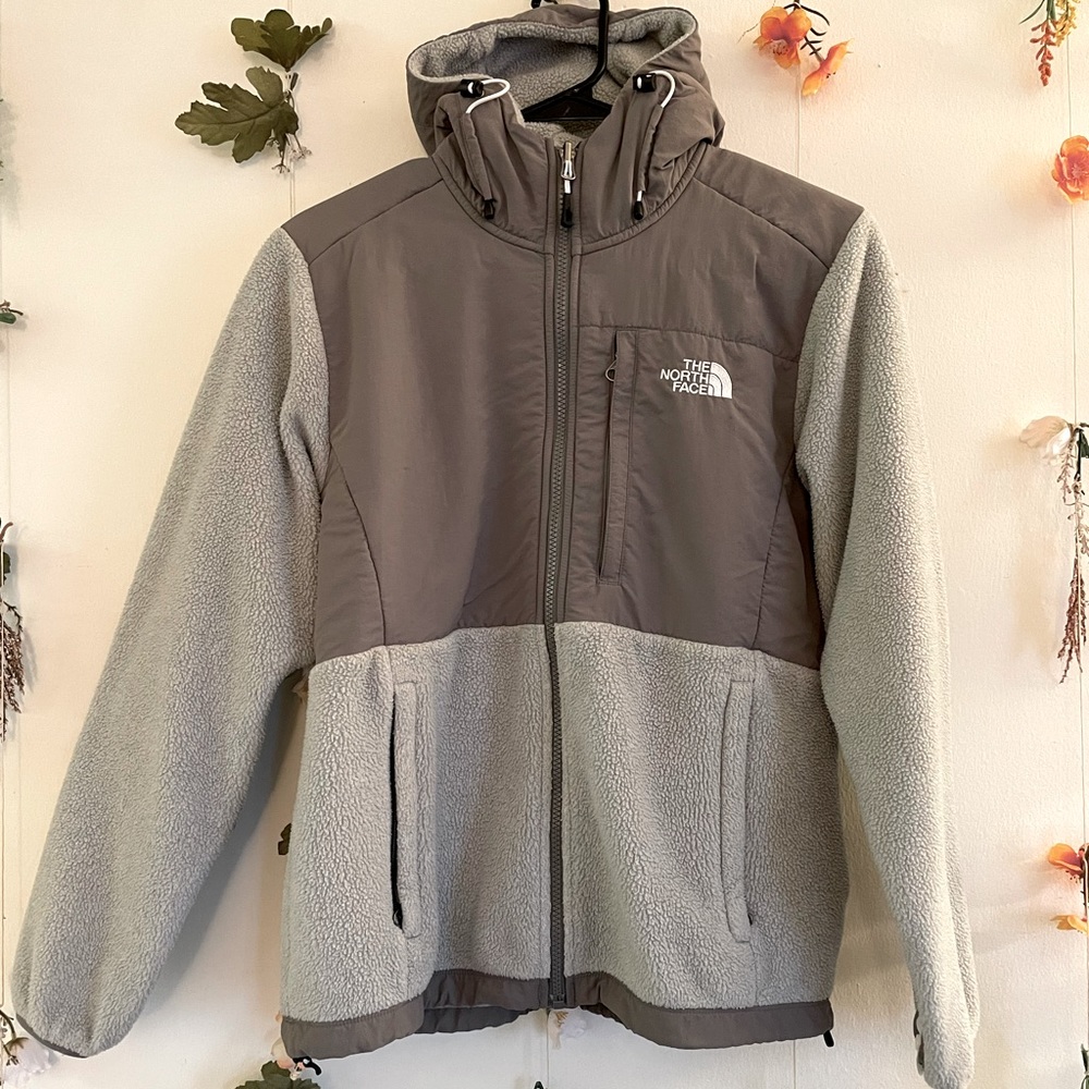 *THE NORTH FACE*